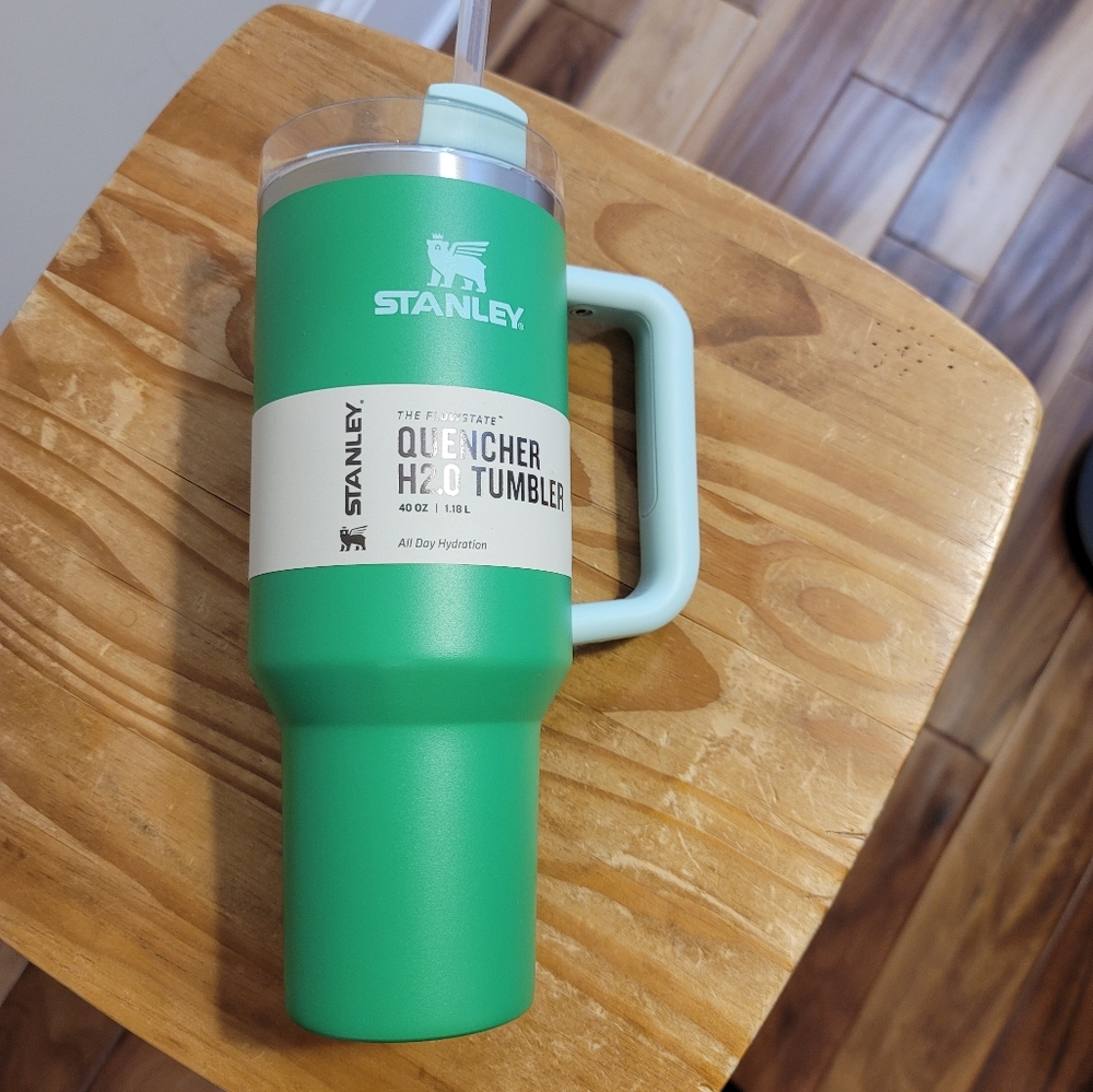 NWT Stanley 40 ounce tumbler